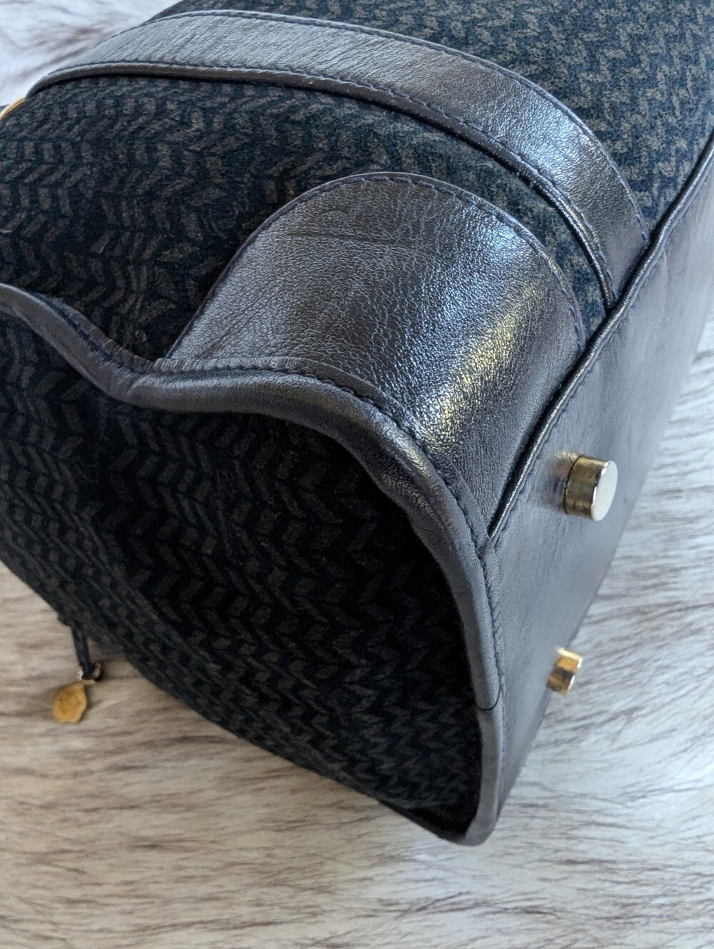 Vintage Caggiono Navy Suede Satchel - Picture 12 of 15